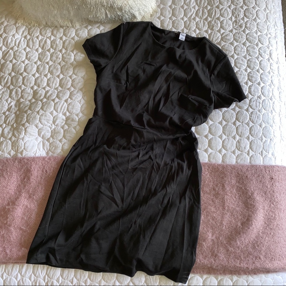 Old Navy black dress